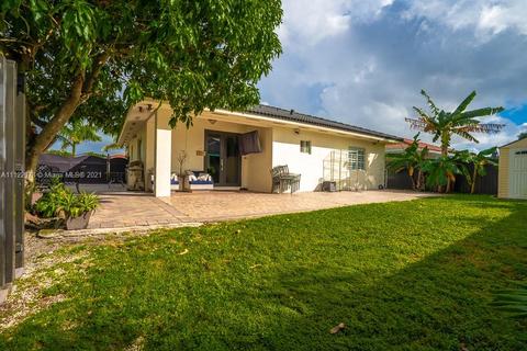 19980 NW 78th Path, Hialeah, FL 33015 photo 5