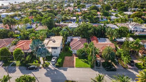8850 Emerson Ave, Surfside, FL 33154 photo 39
