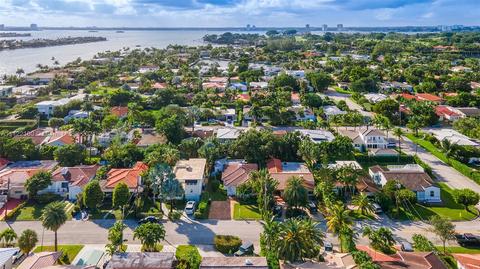 8850 Emerson Ave, Surfside, FL 33154 photo 37