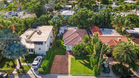 8850 Emerson Ave, Surfside, FL 33154 photo 40