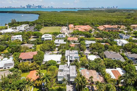155 Hampton Ln, Key Biscayne, FL 33149 photo 18