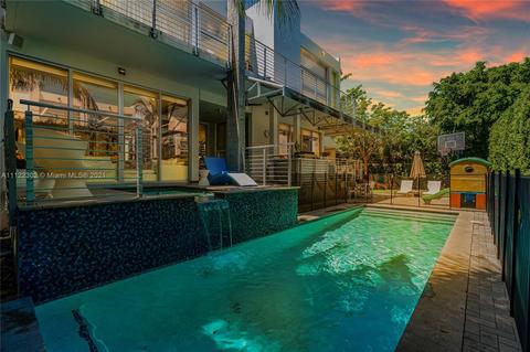155 Hampton Ln, Key Biscayne, FL 33149 photo 19