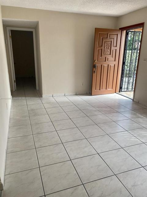 259 E 44th St, Hialeah, FL 33013 photo 4