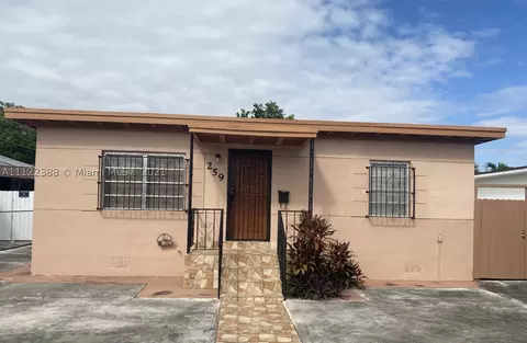 259 E 44th St, Hialeah, FL 33013 photo 1