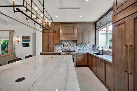 426 Hardee Rd, Coral Gables, FL 33146 photo 4
