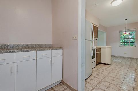 80 E 54th St, Hialeah, FL 33013 photo 13