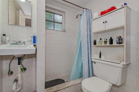 80 E 54th St, Hialeah, FL 33013 photo 25