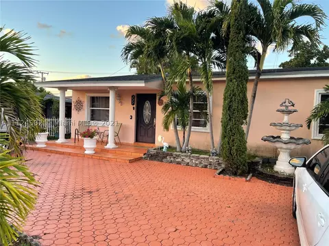 221 E 56th St, Hialeah, FL 33013 photo 1