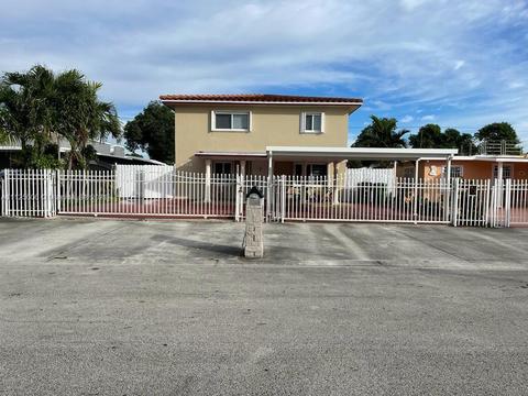 839 E 19th St, Hialeah, FL 33013 photo 1
