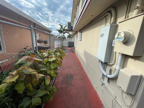 839 E 19th St, Hialeah, FL 33013 photo 8