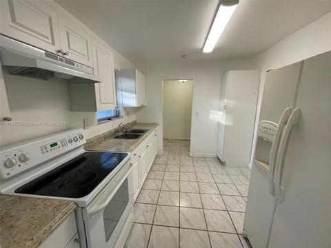 515 E 52nd St, Hialeah, FL 33013 photo 15