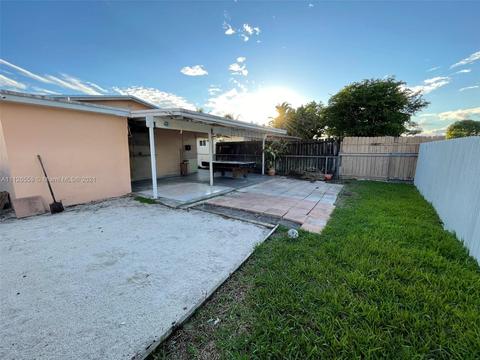 515 E 52nd St, Hialeah, FL 33013 photo 8