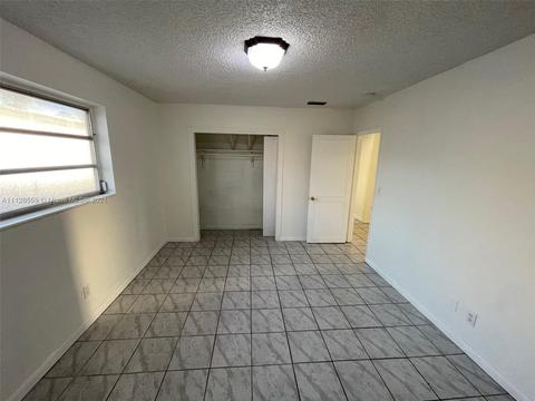 515 E 52nd St, Hialeah, FL 33013 photo 24