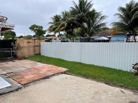 515 E 52nd St, Hialeah, FL 33013 photo 11