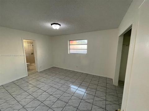 515 E 52nd St, Hialeah, FL 33013 photo 23