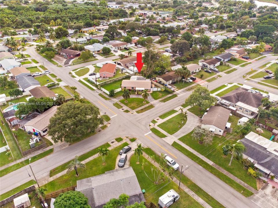  1916 SW 48th Ave, Fort Lauderdale, FL 33317 photo 6