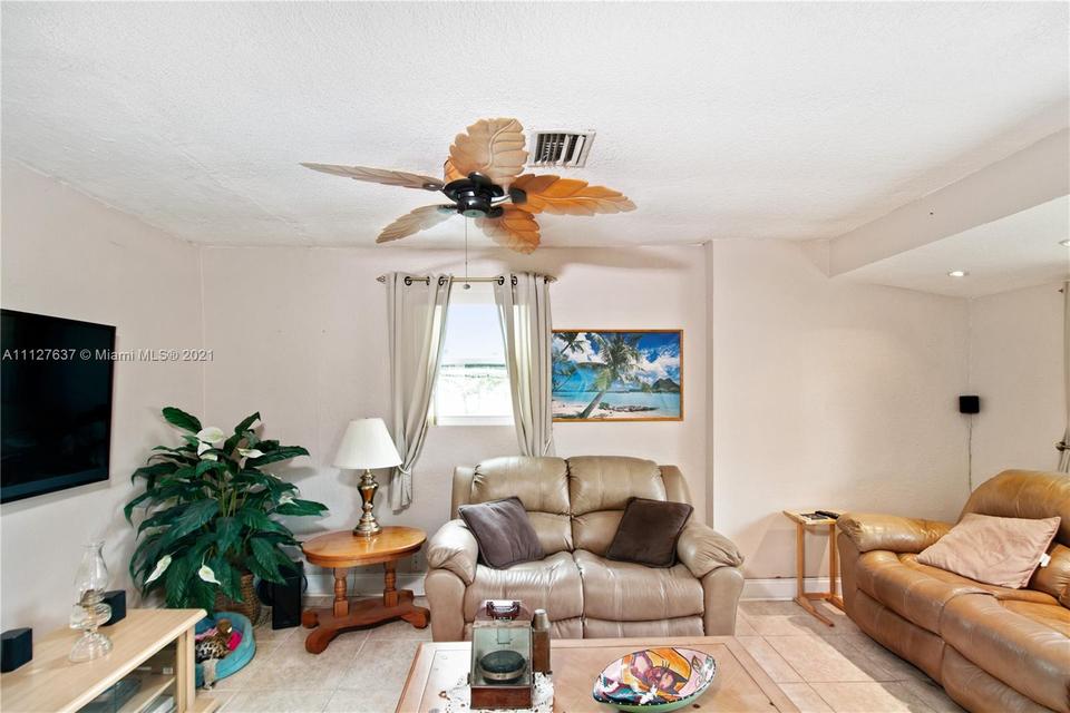  1916 SW 48th Ave, Fort Lauderdale, FL 33317 photo 14