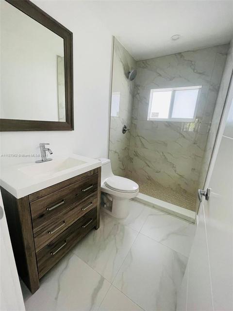 67 E 41st St, Hialeah, FL 33013 photo 9