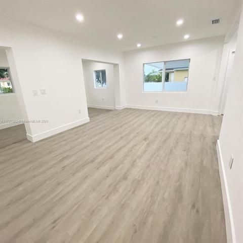 67 E 41st St, Hialeah, FL 33013 photo 5