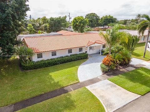 5000 Madison St, Hollywood, FL 33021 photo 2