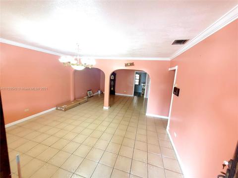 235 E 42nd St, Hialeah, FL 33013 photo 5