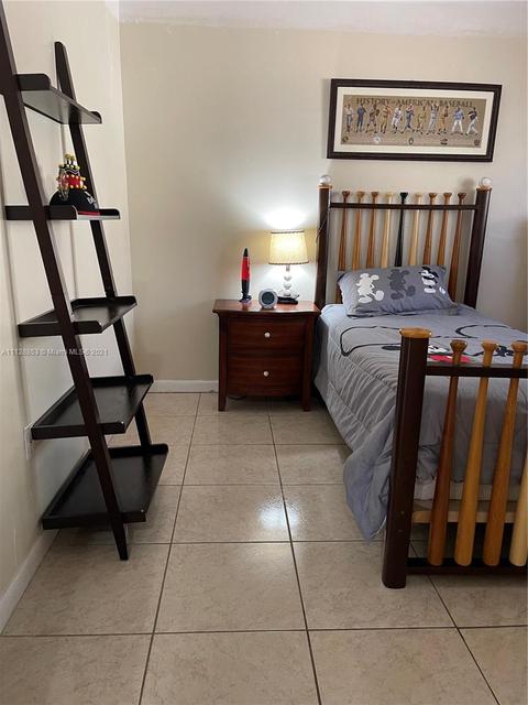 165 E 44th St, Hialeah, FL 33013 photo 22