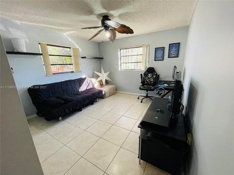 165 E 44th St, Hialeah, FL 33013 photo 16