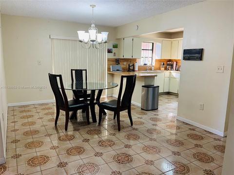 165 E 44th St, Hialeah, FL 33013 photo 6