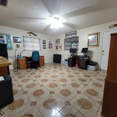 165 E 44th St, Hialeah, FL 33013 photo 32