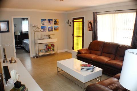 5175 E 8th Ln, Hialeah, FL 33013 photo 2