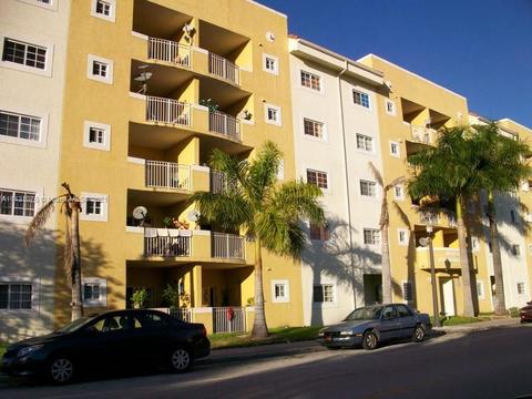 21 E 3rd St #201, Hialeah, FL 33010 photo 1