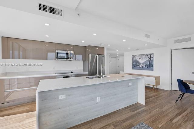  13800 Highland Dr #401, North Miami Beach, FL 33181 photo 7
