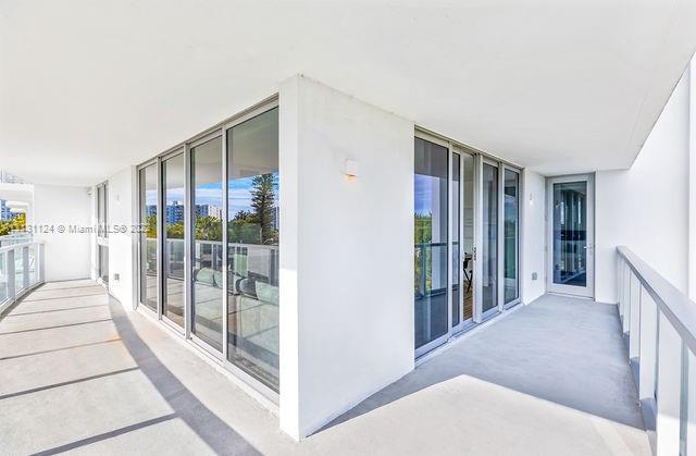  13800 Highland Dr #401, North Miami Beach, FL 33181 photo 16