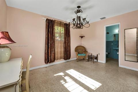 4984 E 8th Ct, Hialeah, FL 33013 photo 11