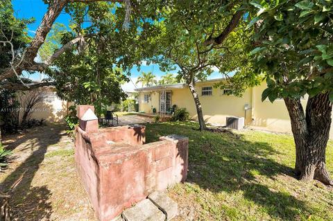 4984 E 8th Ct, Hialeah, FL 33013 photo 22