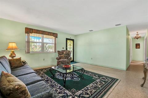 4984 E 8th Ct, Hialeah, FL 33013 photo 15