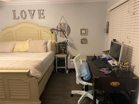 19013 E Lake Dr, Hialeah, FL 33015 photo 29