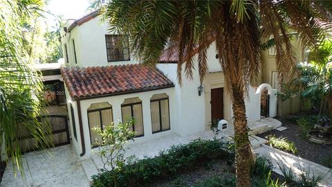 934 Sorolla Ave, Coral Gables, FL 33134 photo 3