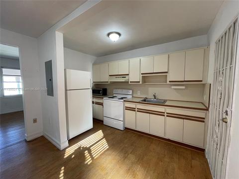 610 E 6th St, Hialeah, FL 33010 photo 6