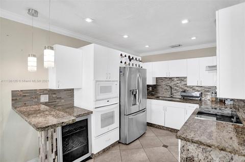 4599 E 9th Ln, Hialeah, FL 33013 photo 3