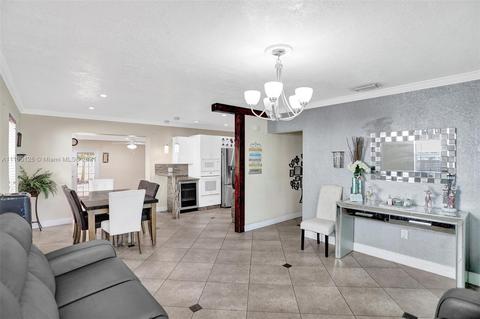 4599 E 9th Ln, Hialeah, FL 33013 photo 4