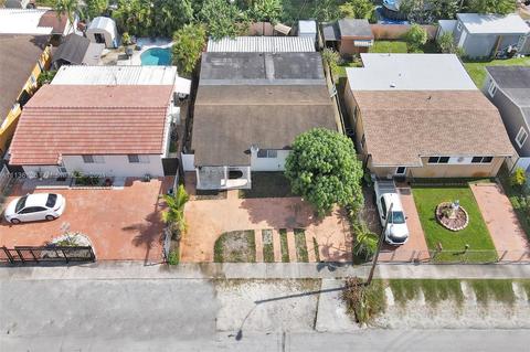 4599 E 9th Ln, Hialeah, FL 33013 photo 27