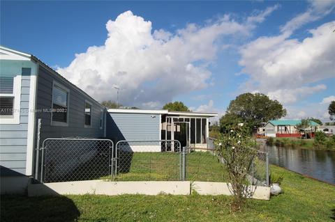 1063 12th St, Okeechobee, FL 34974 photo 5