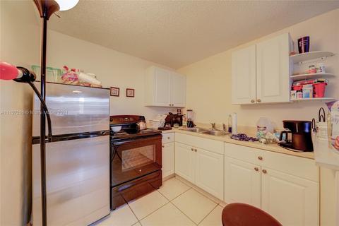 6121 E 6th Ave, Hialeah, FL 33013 photo 25