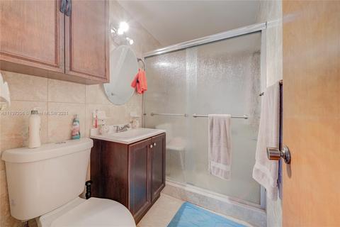 6121 E 6th Ave, Hialeah, FL 33013 photo 11