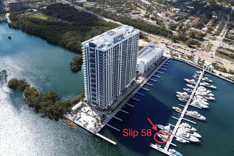 17211 Biscayne Blvd #058, Miami, FL 33160