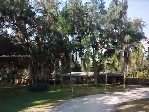 2400 Toucan Ct, Saint Cloud, FL 34771 photo 5