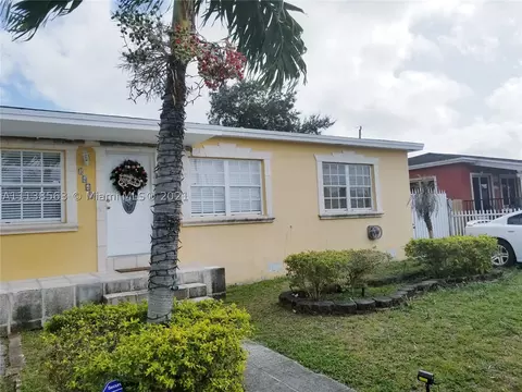 3445 E Palm Ct, Hialeah, FL 33013 photo 1