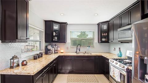 260 NW 38th Pl, Pompano Beach, FL 33064 photo 22