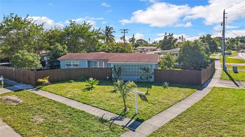 260 NW 38th Pl, Pompano Beach, FL 33064 photo 2